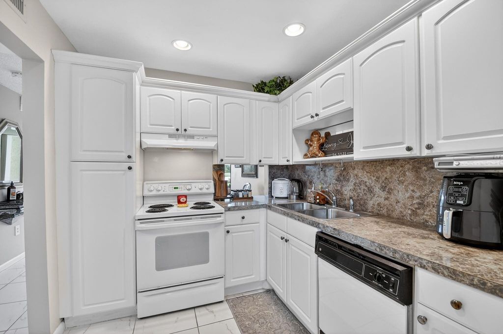 Photo of 4272 Deste Court #106, Lake Worth, FL 33467 (MLS # F10549088)