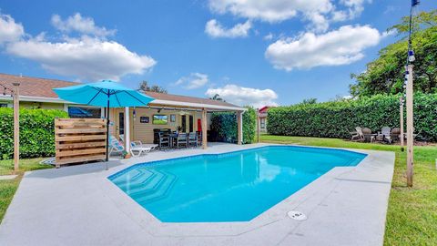 182 Bilbao Street Royal Palm Beach FL 33411