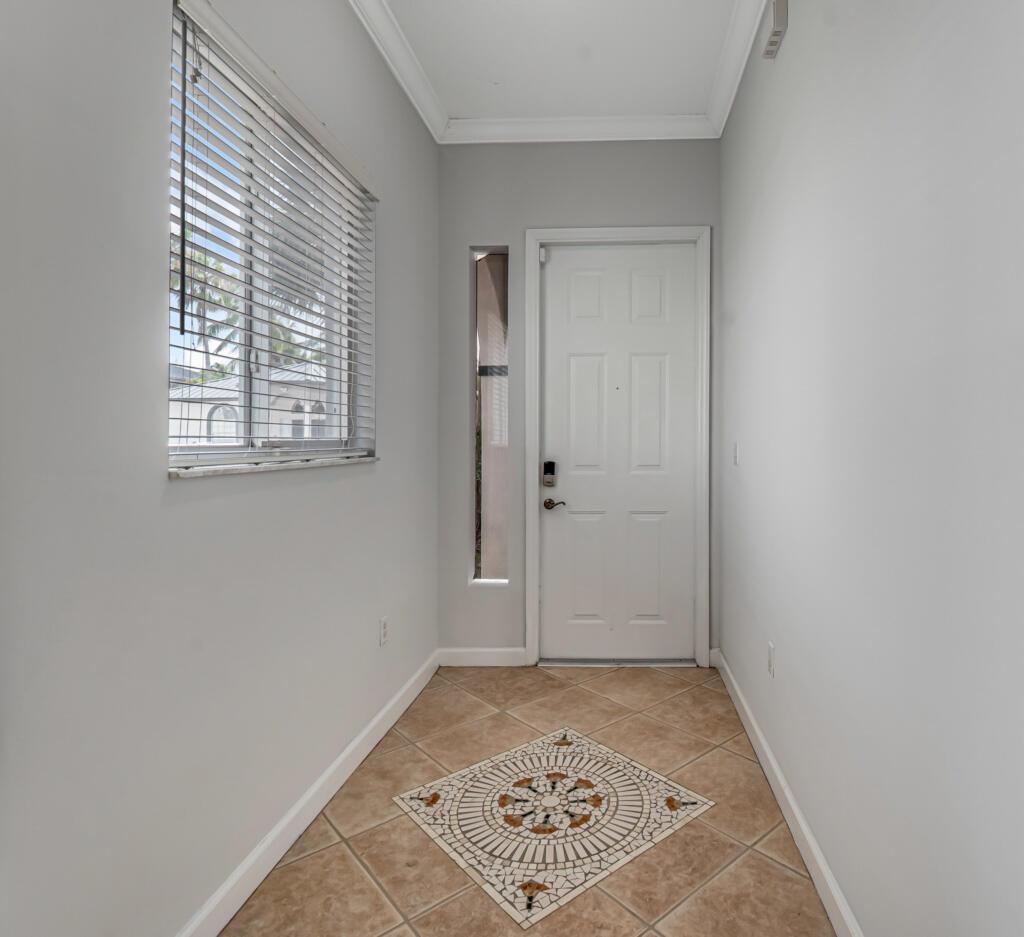 2704 Treasure Cove Circle