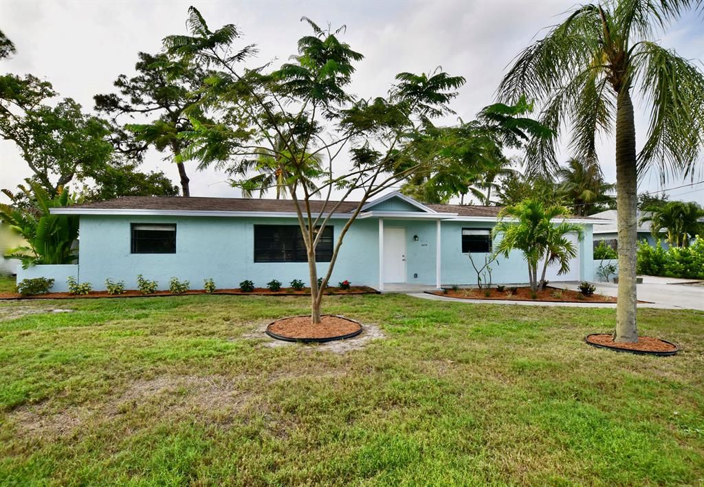 Photo of 4879 SE Horseshoe Point Road, Stuart, FL 34997 (MLS # R10712493)