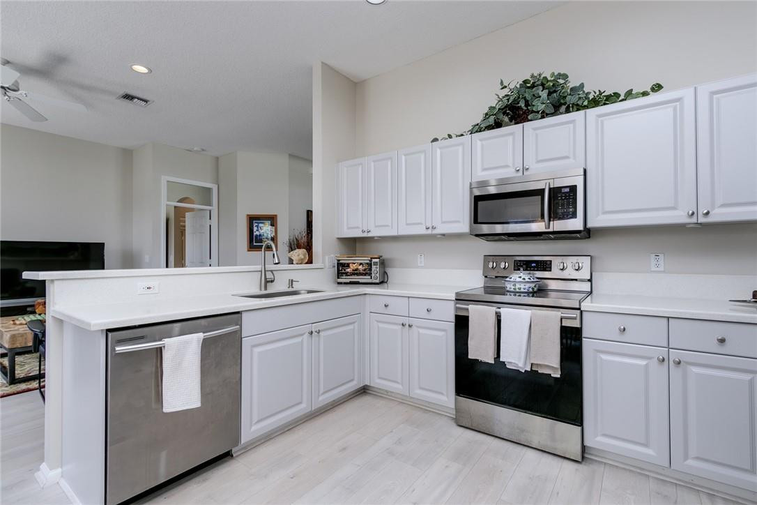 Aberdeen Brittany Lakes - Residential