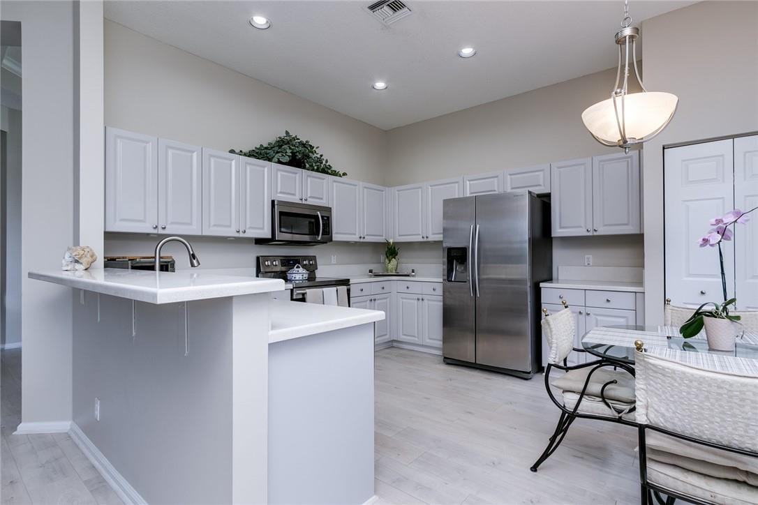 Aberdeen Brittany Lakes - Residential