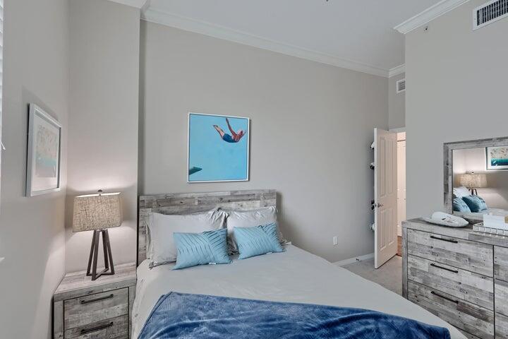 PRADO CONDO - Residential