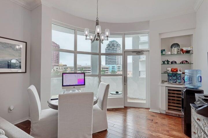 PRADO CONDO - Residential