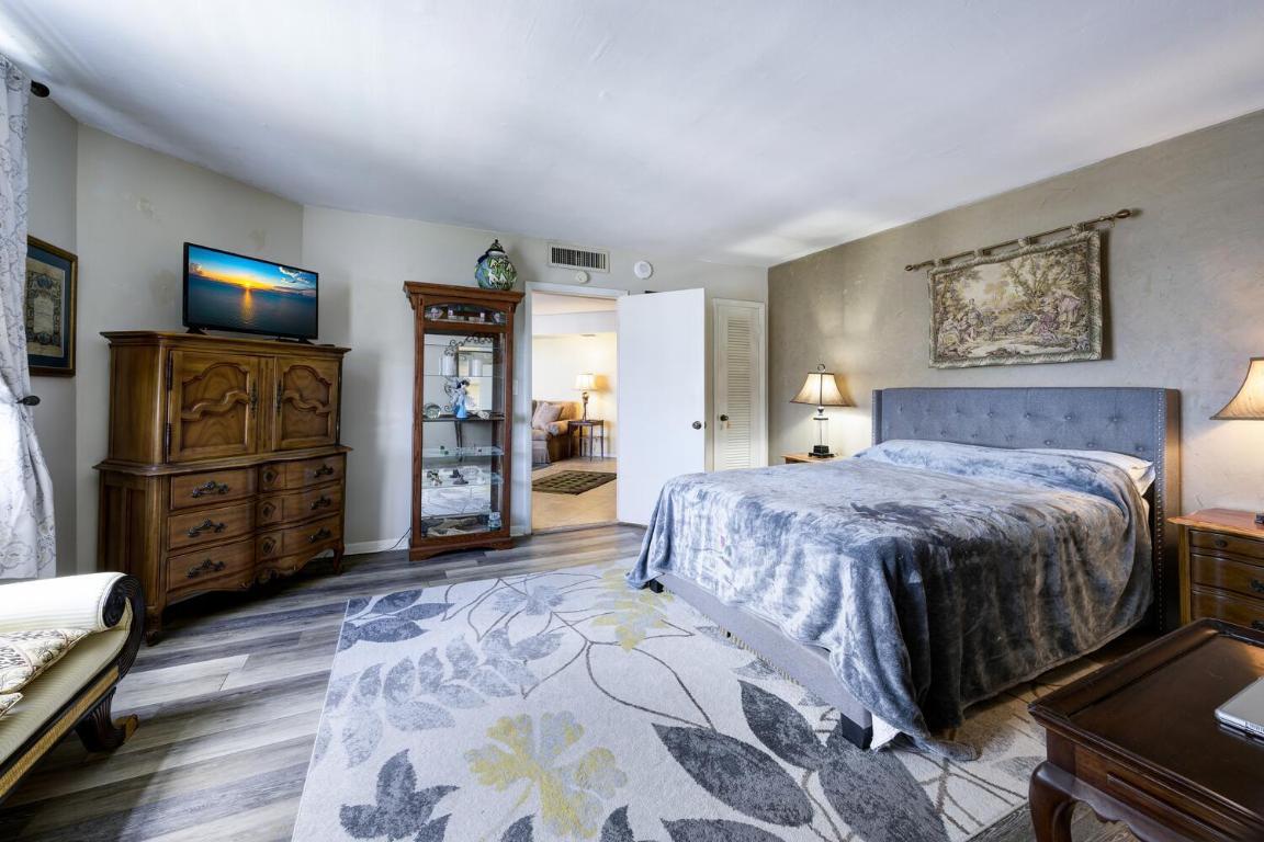 PORTOFINO SOUTH CONDO ESTATES OF SOUTH PALM BEACH - Residential