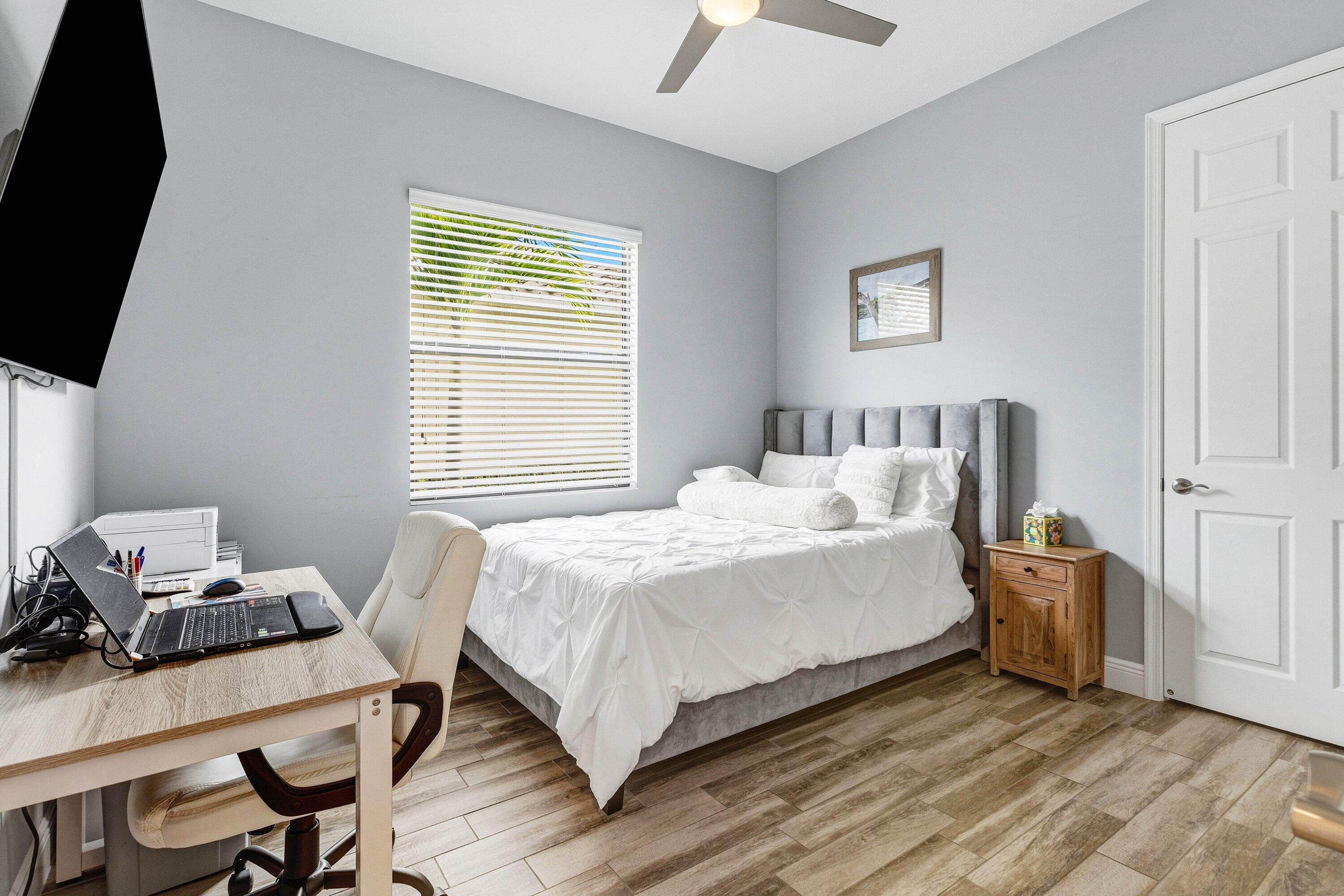 BOCA RESERVE - Residential