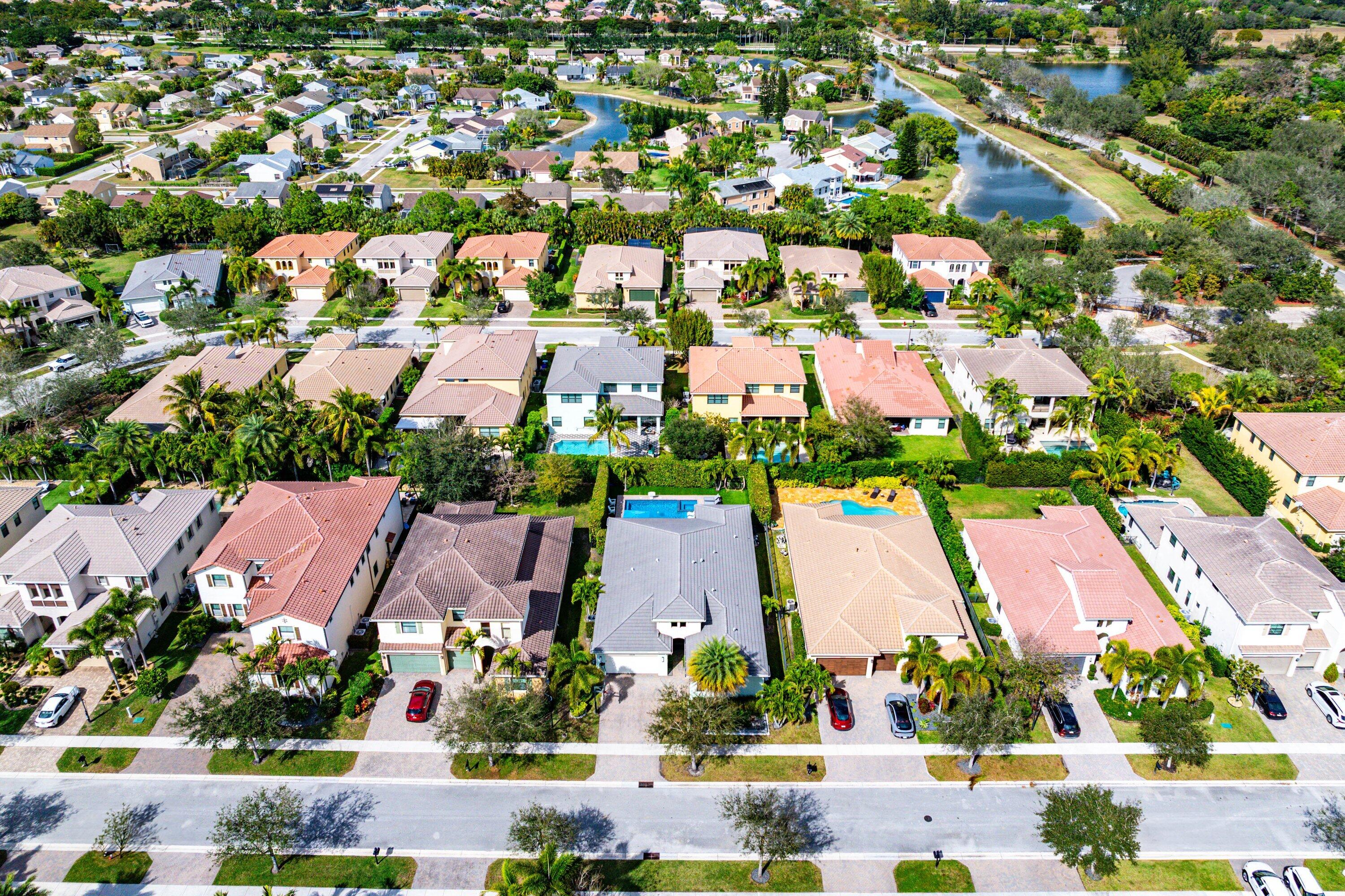 BOCA RESERVE - Residential