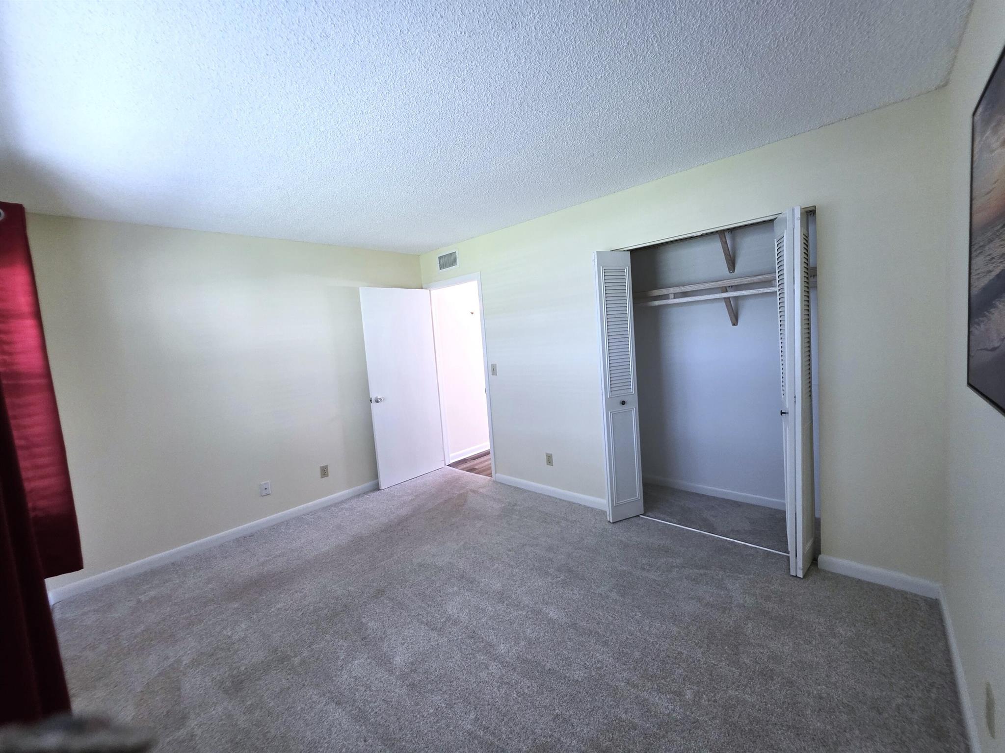 VISTA ROYALE PHASE IV BLD - Residential Lease