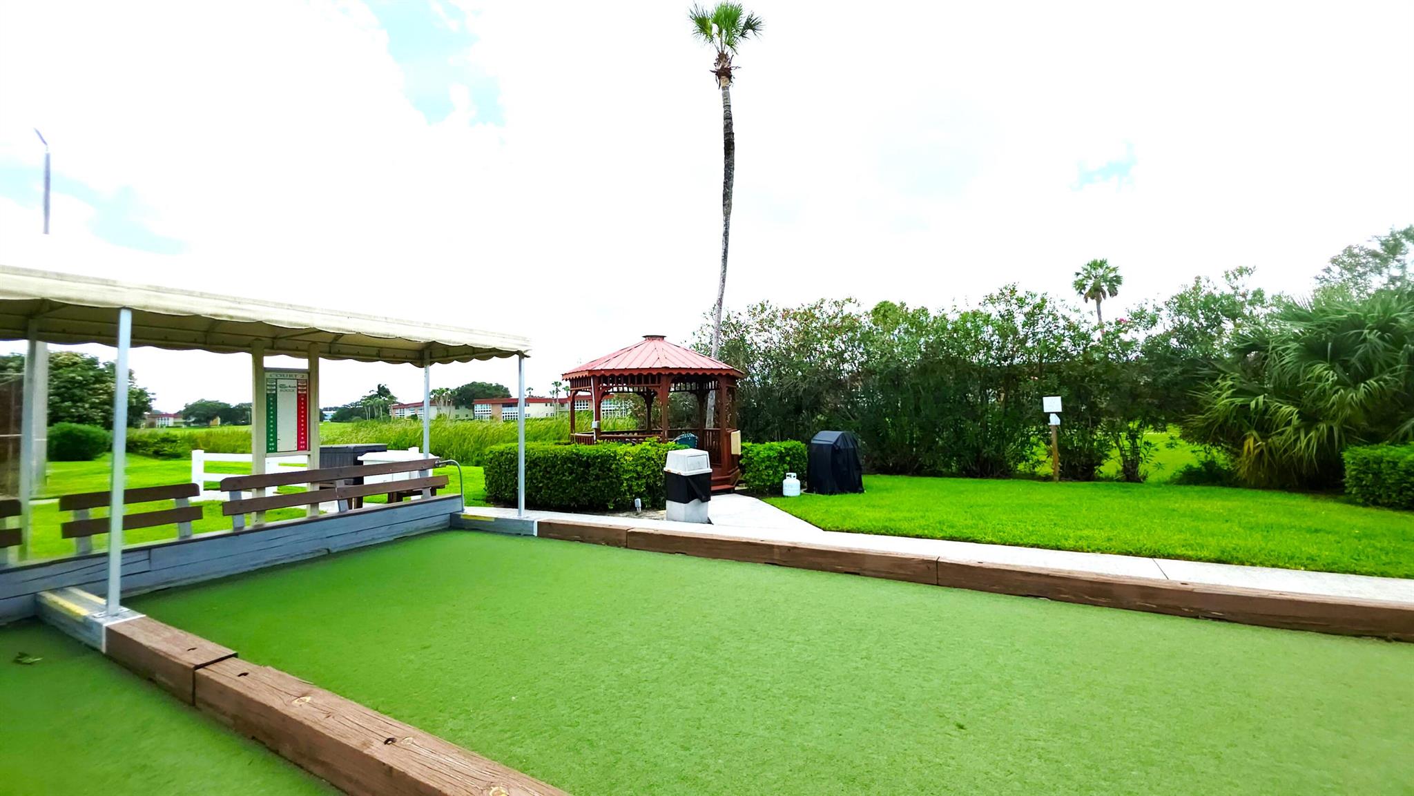 VISTA ROYALE PHASE IV BLD - Residential Lease