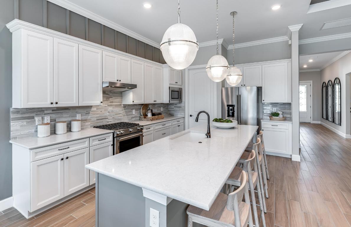 DEL WEBB TRADITION - Residential