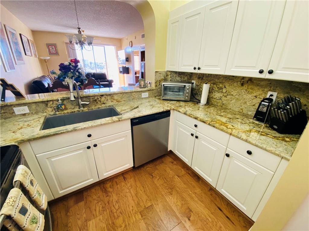 Kings Point / Southampton - Residential