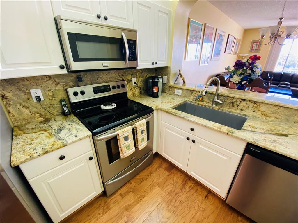 Kings Point / Southampton - Residential