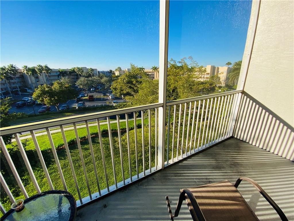 Kings Point / Southampton - Residential