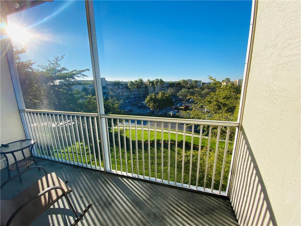 Kings Point / Southampton - Residential
