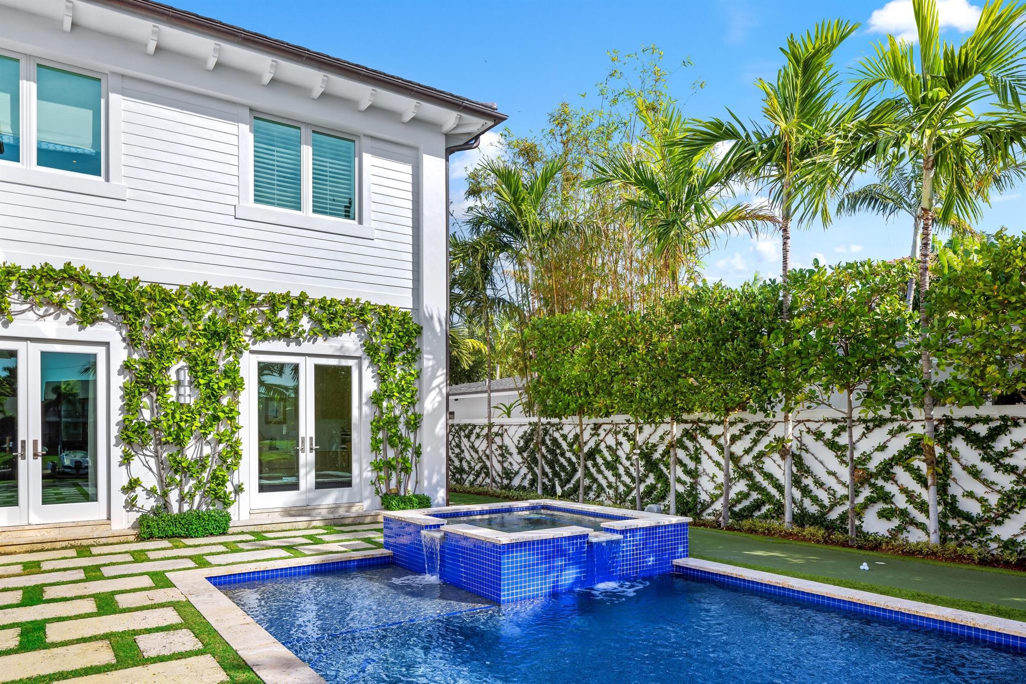 LEWIS SHORE ESTATES 2 - Residential