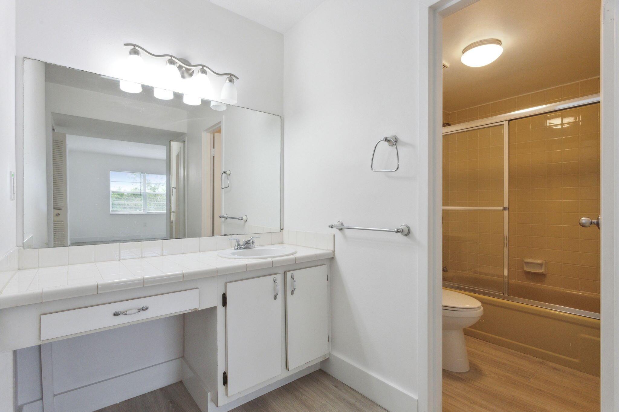 HERITAGE CIRCLE CONDO - Residential Lease