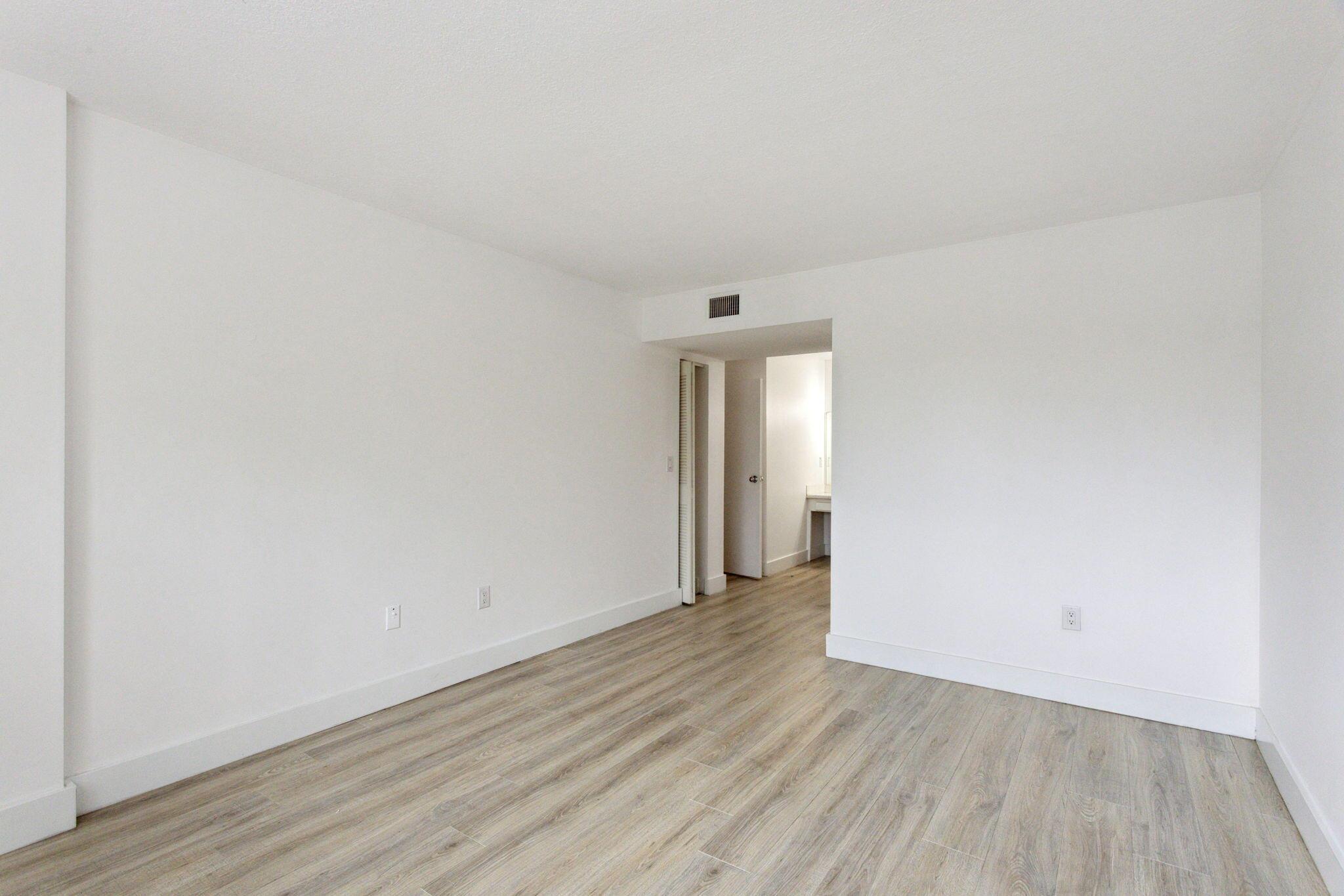 HERITAGE CIRCLE CONDO - Residential Lease