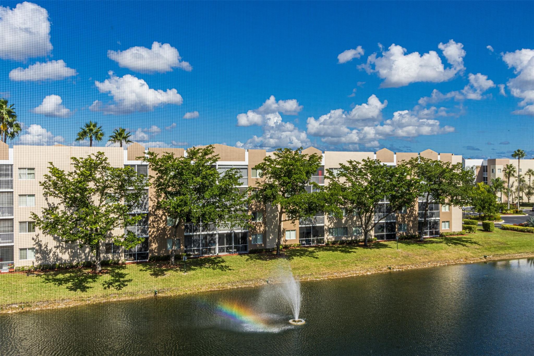 Weldon Condo - Residential