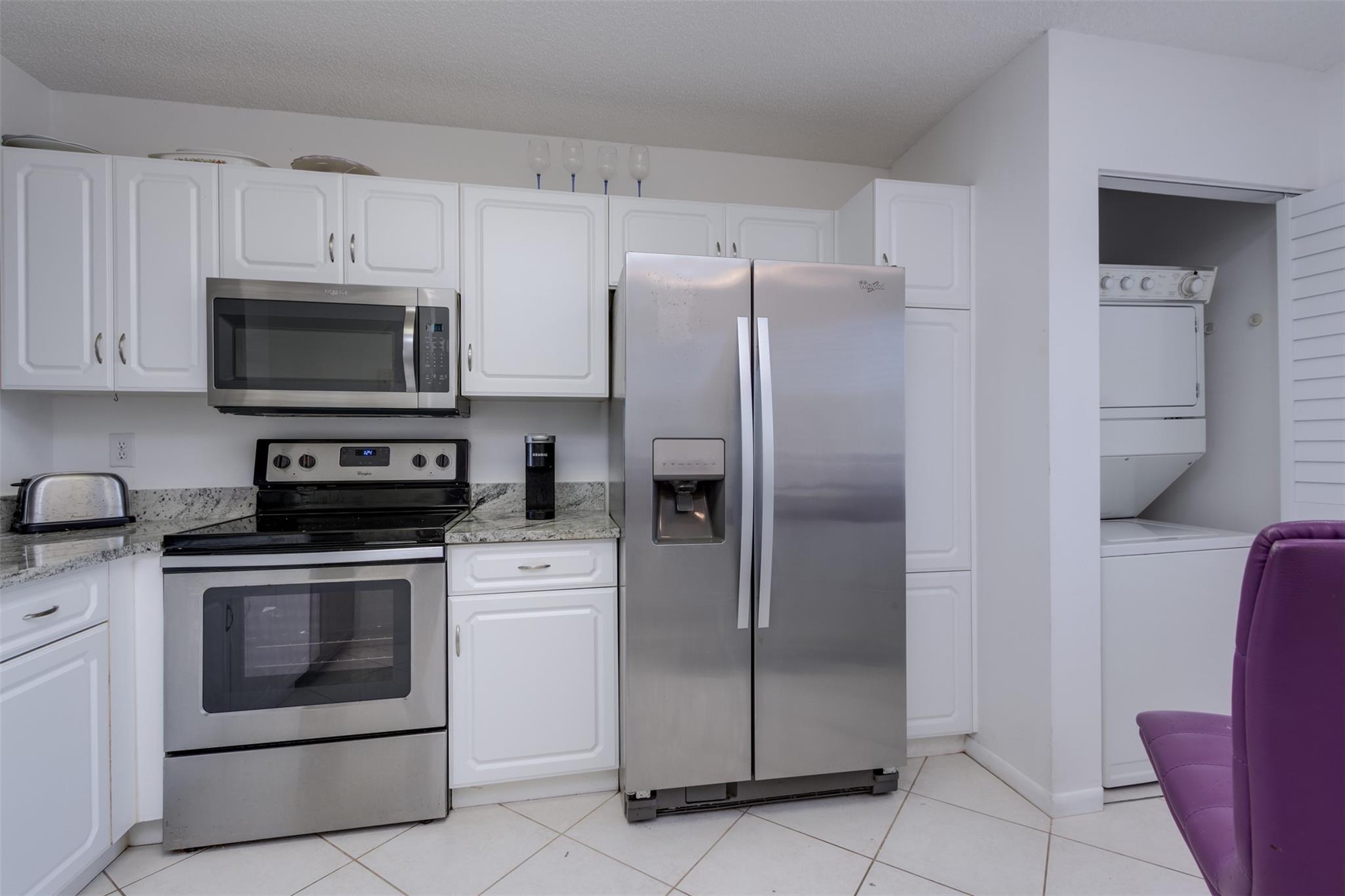 Weldon Condo - Residential
