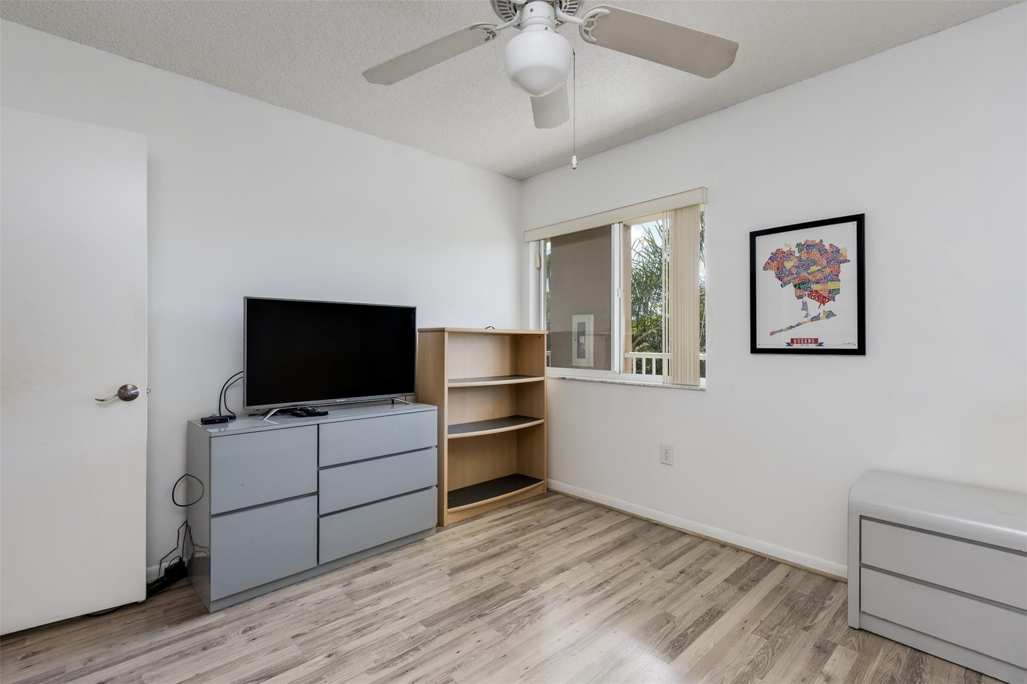 Weldon Condo - Residential