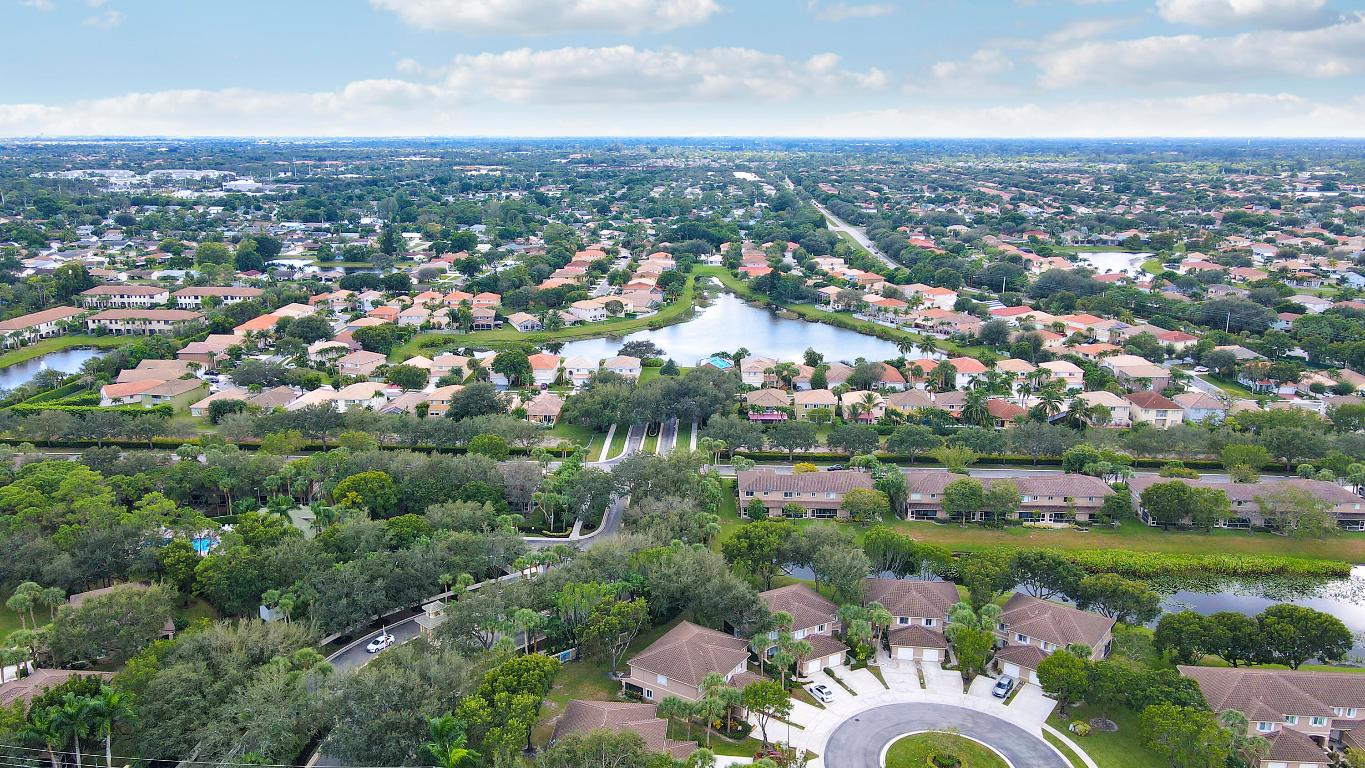 WILLOUGHBY FARMS - Residential