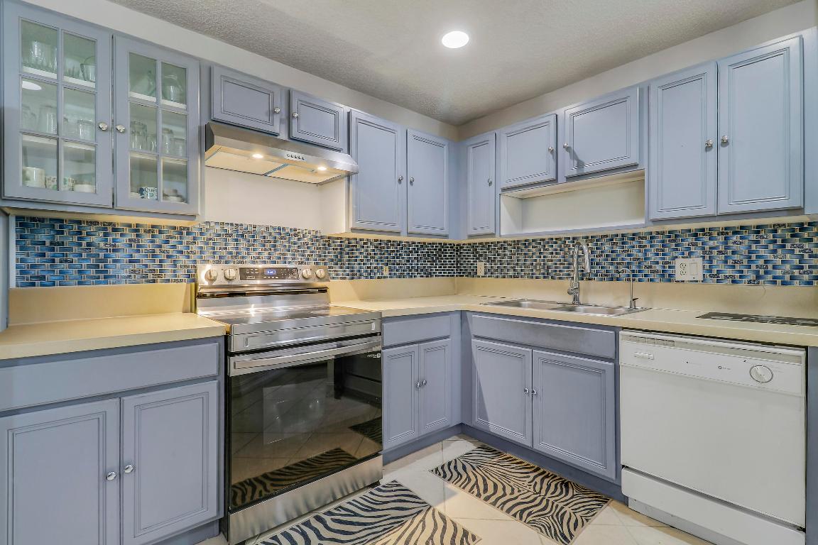 WILLOUGHBY FARMS - Residential