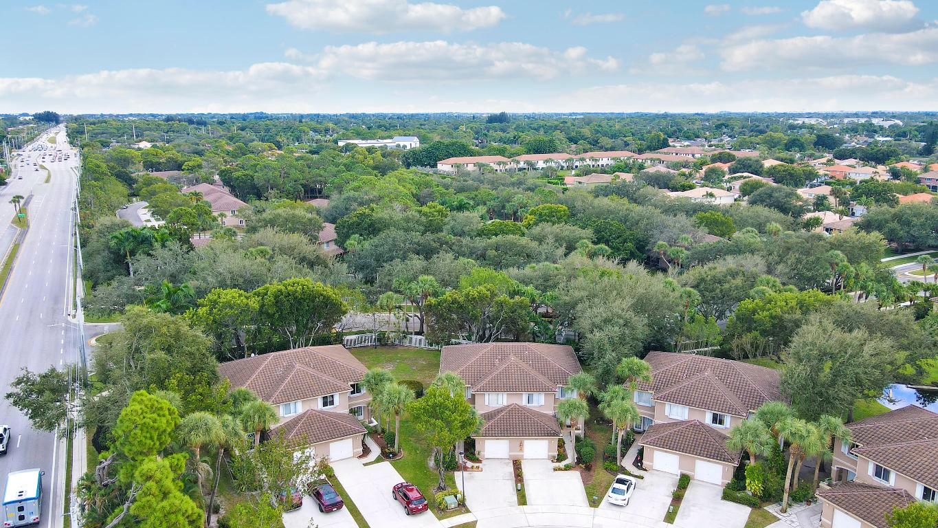 WILLOUGHBY FARMS - Residential