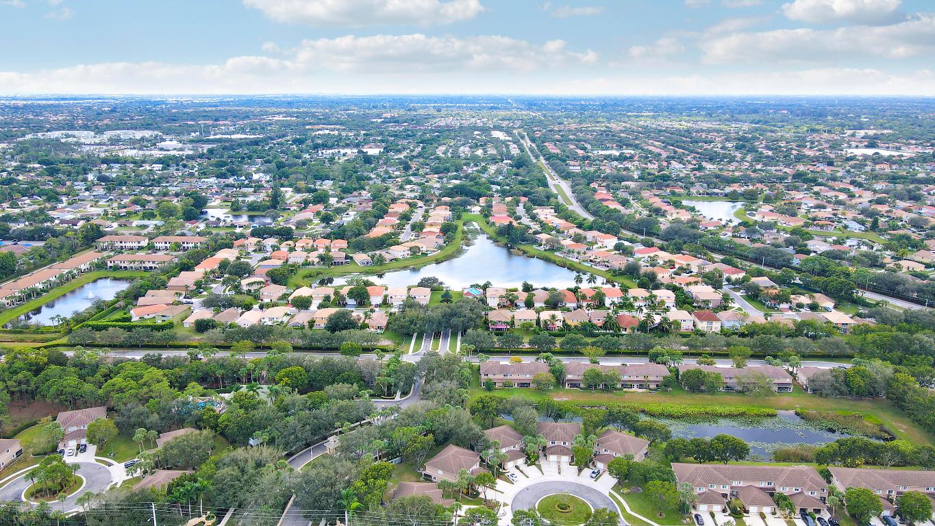 WILLOUGHBY FARMS - Residential