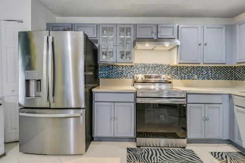Tiny photo for 4979 Pinemore Lane, Lake Worth, FL 33463 (MLS # R11140753)