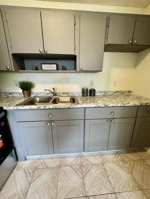 116 N F Street 7