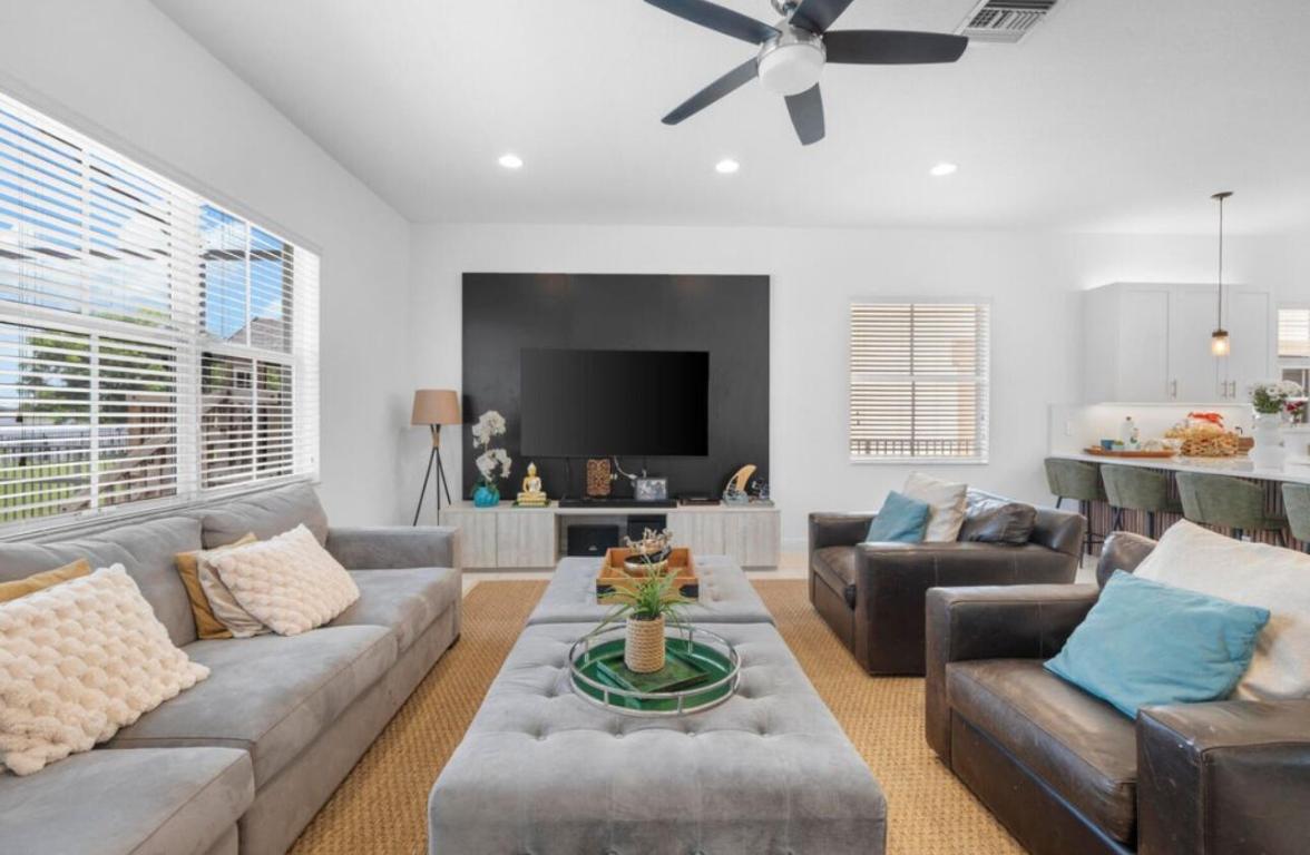 DEBUYS PLAT - Residential Lease