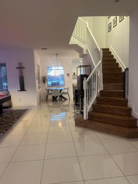 DEBUYS PLAT - Residential Lease