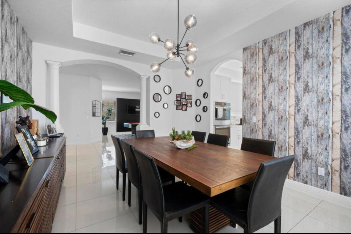 DEBUYS PLAT - Residential Lease