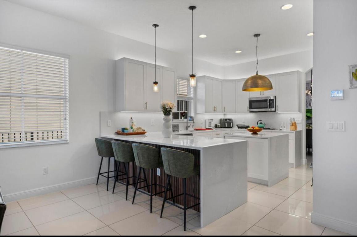 DEBUYS PLAT - Residential Lease