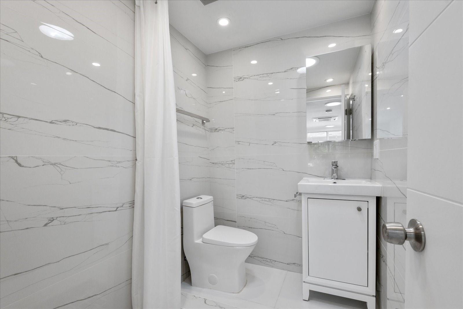 Wilton Manors - Residential Lease