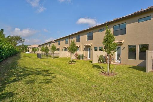 FIELDS AT GULFSTREAM POLO PUD PLAT SIX - Residential Lease