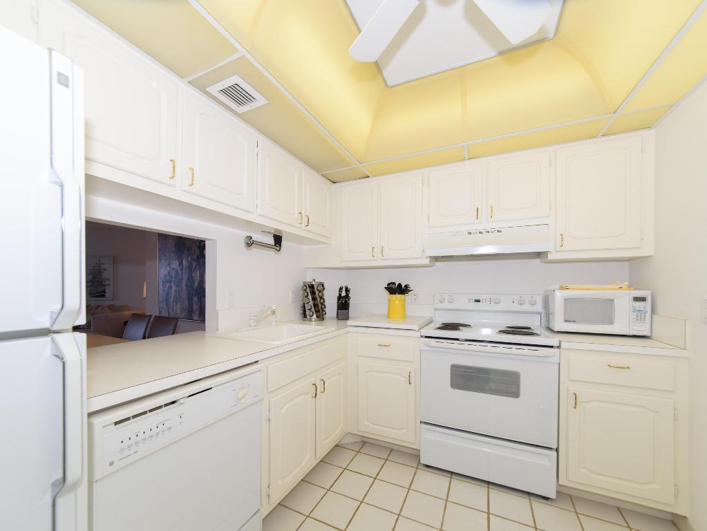 REGENCY HIGHLAND - Residential Lease