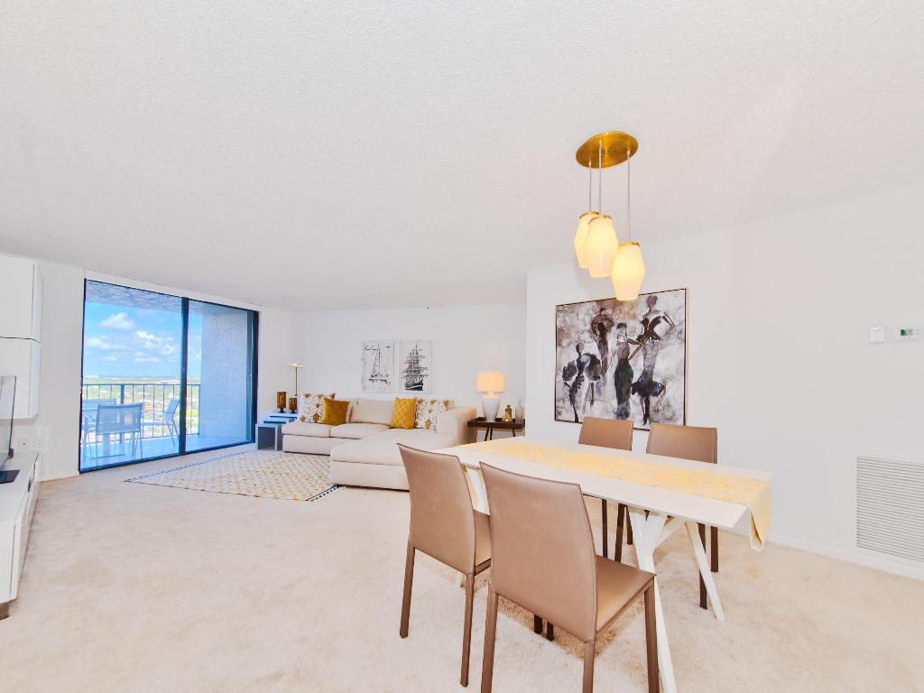 REGENCY HIGHLAND - Residential Lease