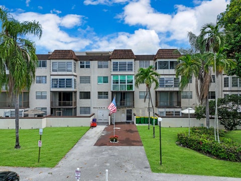 Tiny photo for 7100 NW 17th Street #220, Plantation, FL 33313 (MLS # B26042172)