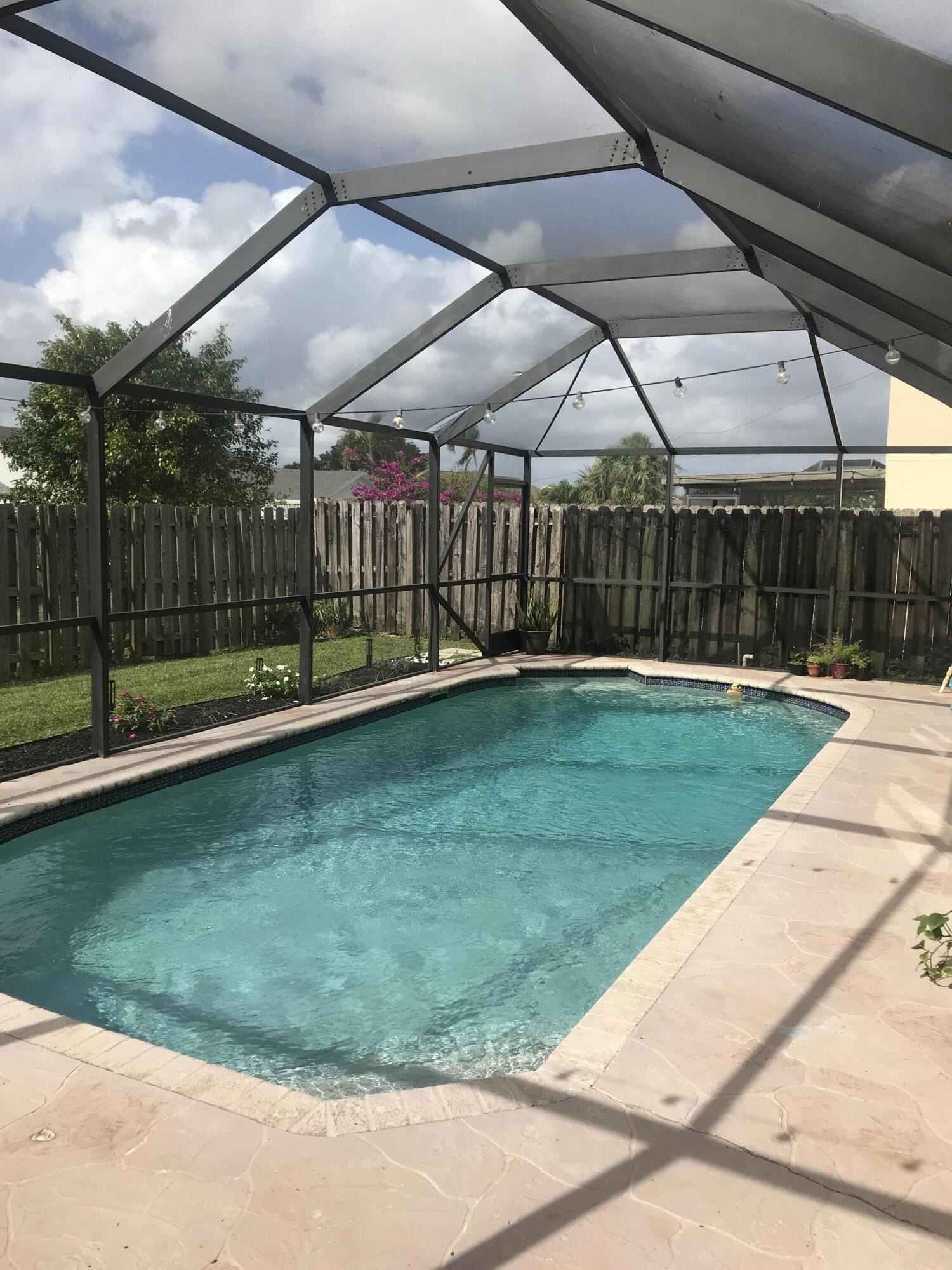 TRENDS AT BOCA RATON UNIT 3 - Residential Lease