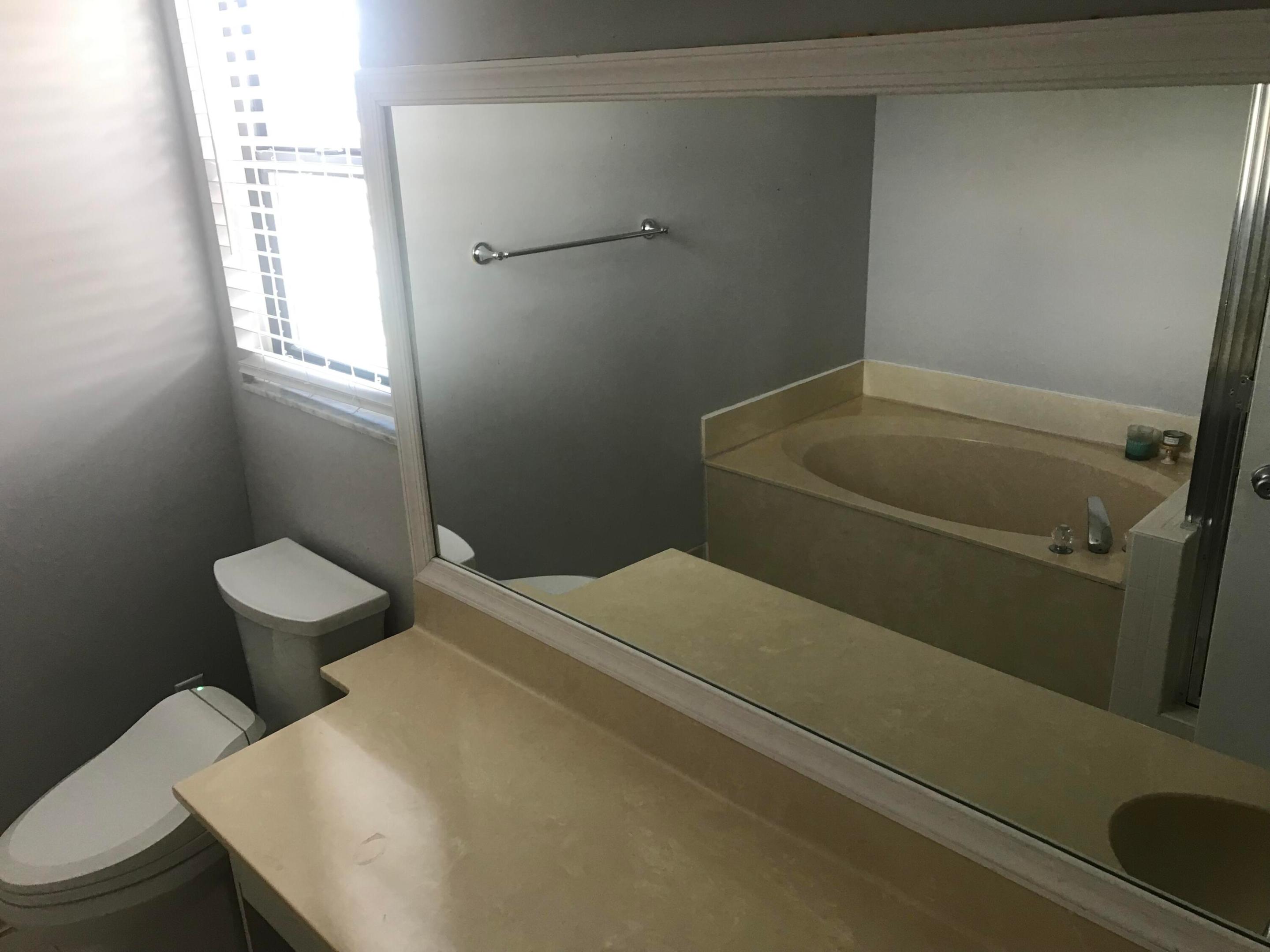 TRENDS AT BOCA RATON UNIT 3 - Residential Lease