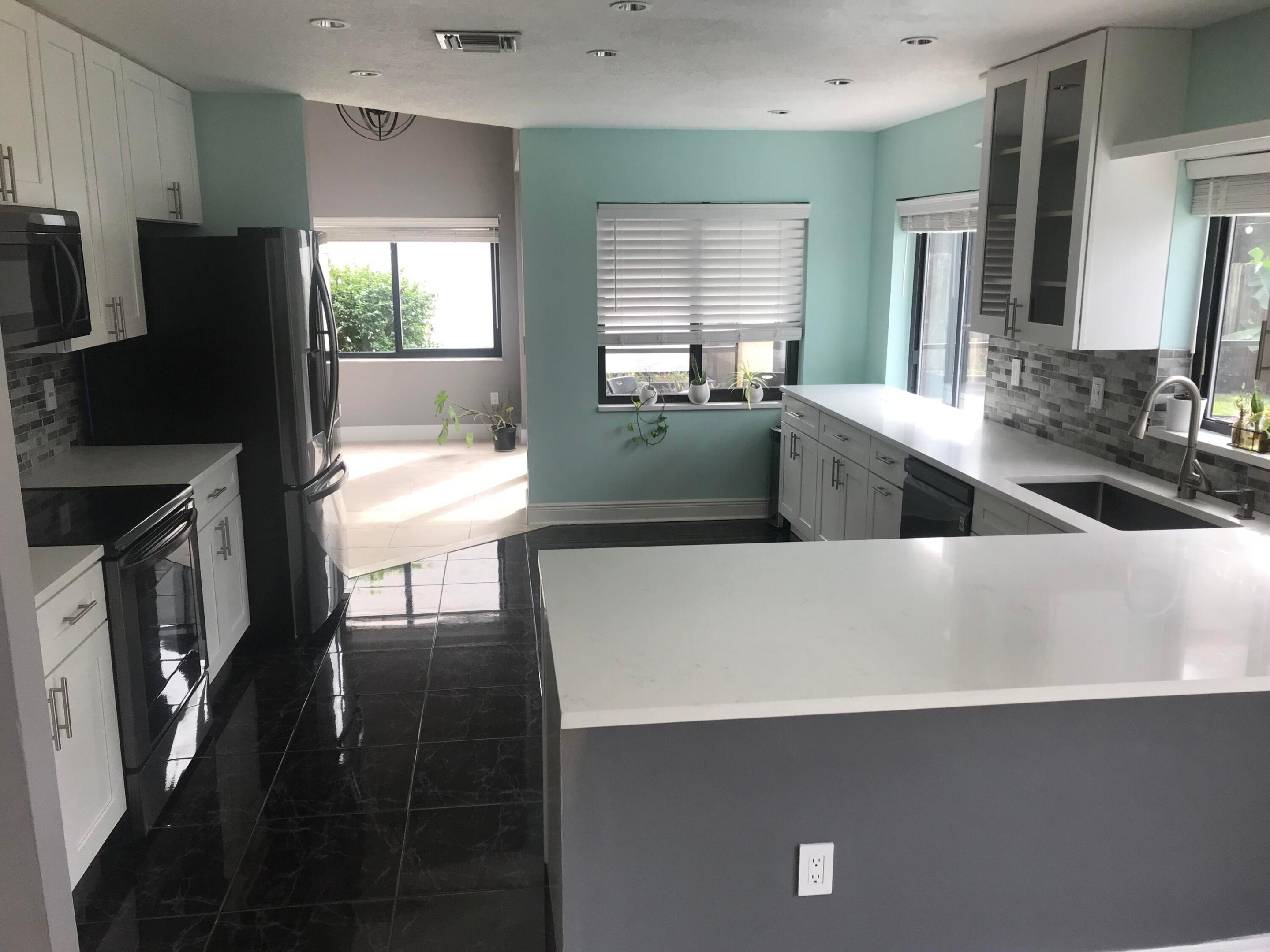 TRENDS AT BOCA RATON UNIT 3 - Residential Lease