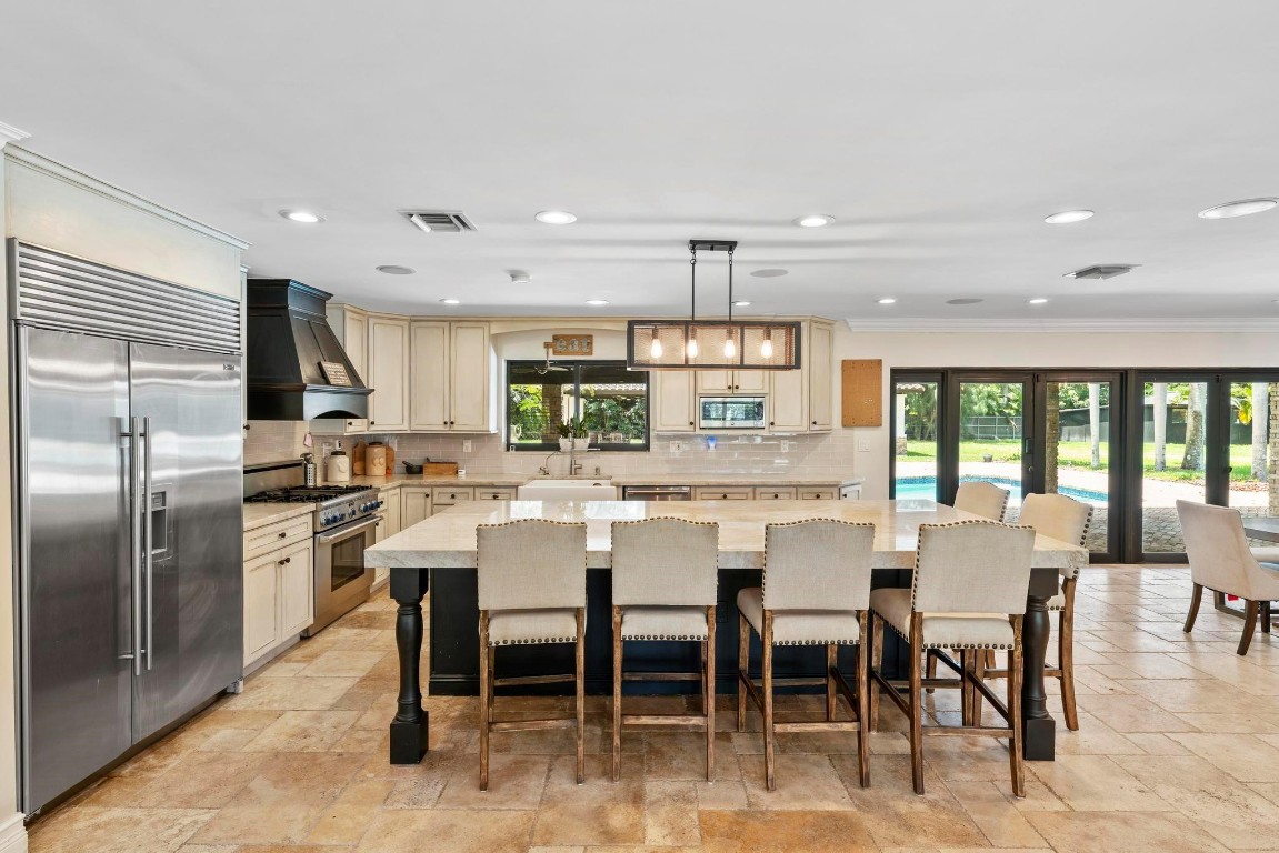 SUNSHINE RANCHES - Residential