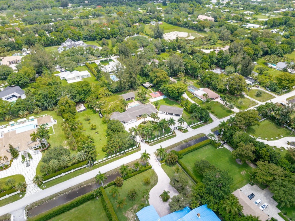 SUNSHINE RANCHES - Residential