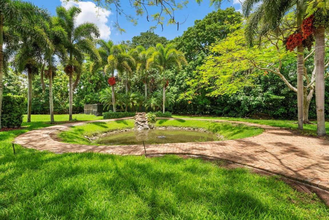 SUNSHINE RANCHES - Residential