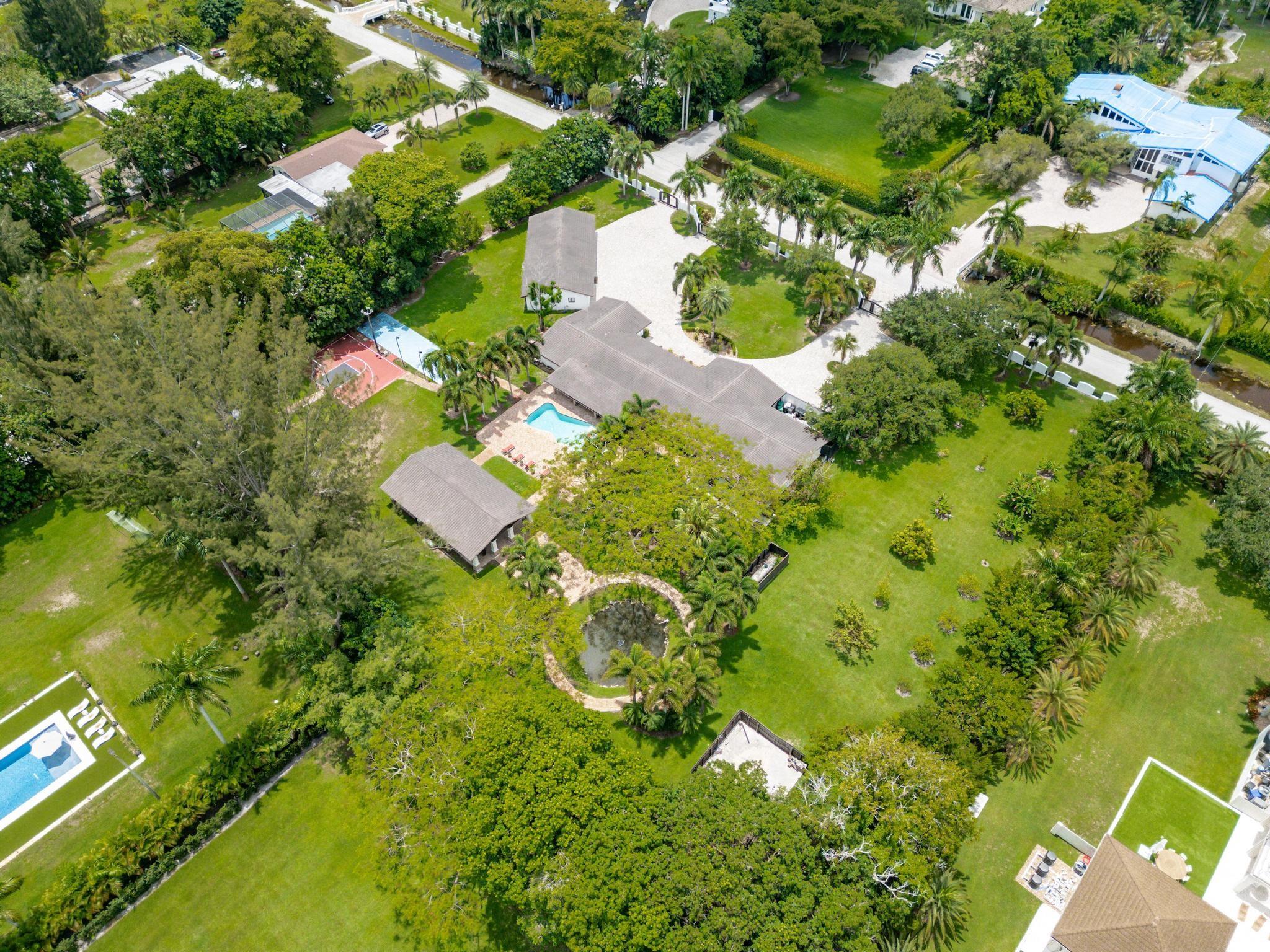 SUNSHINE RANCHES - Residential