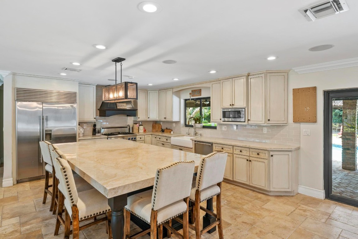 SUNSHINE RANCHES - Residential