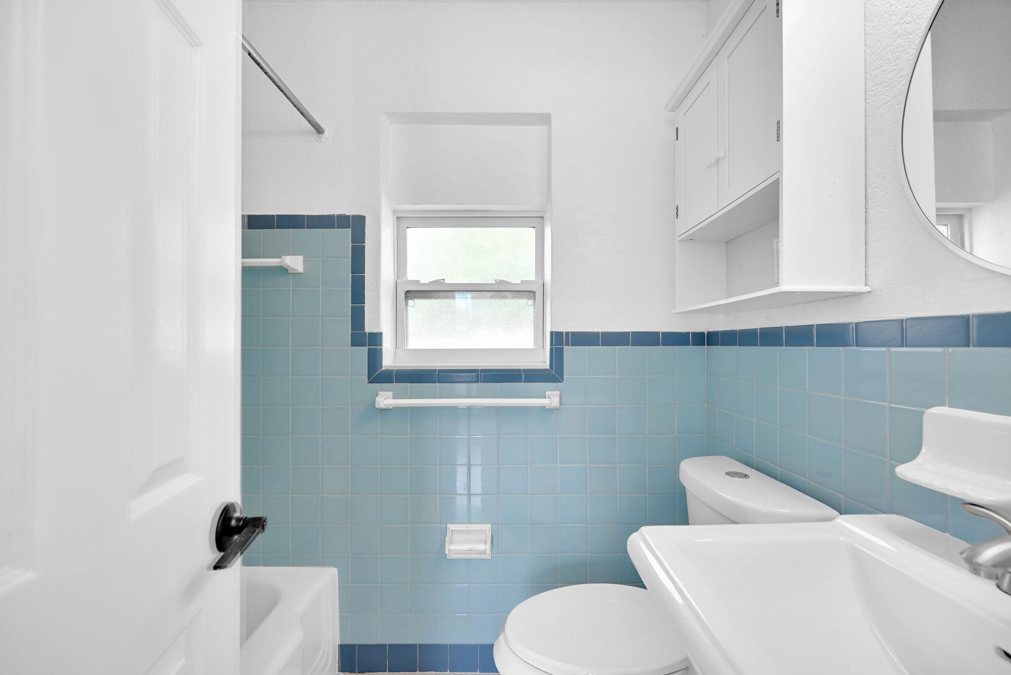 HOLLYWOOD - Residential Lease