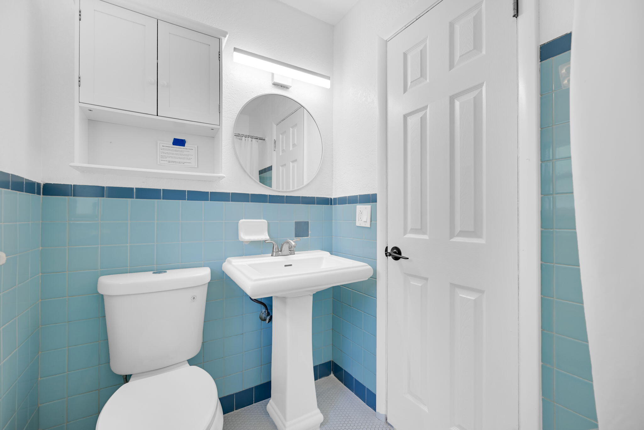 HOLLYWOOD - Residential Lease