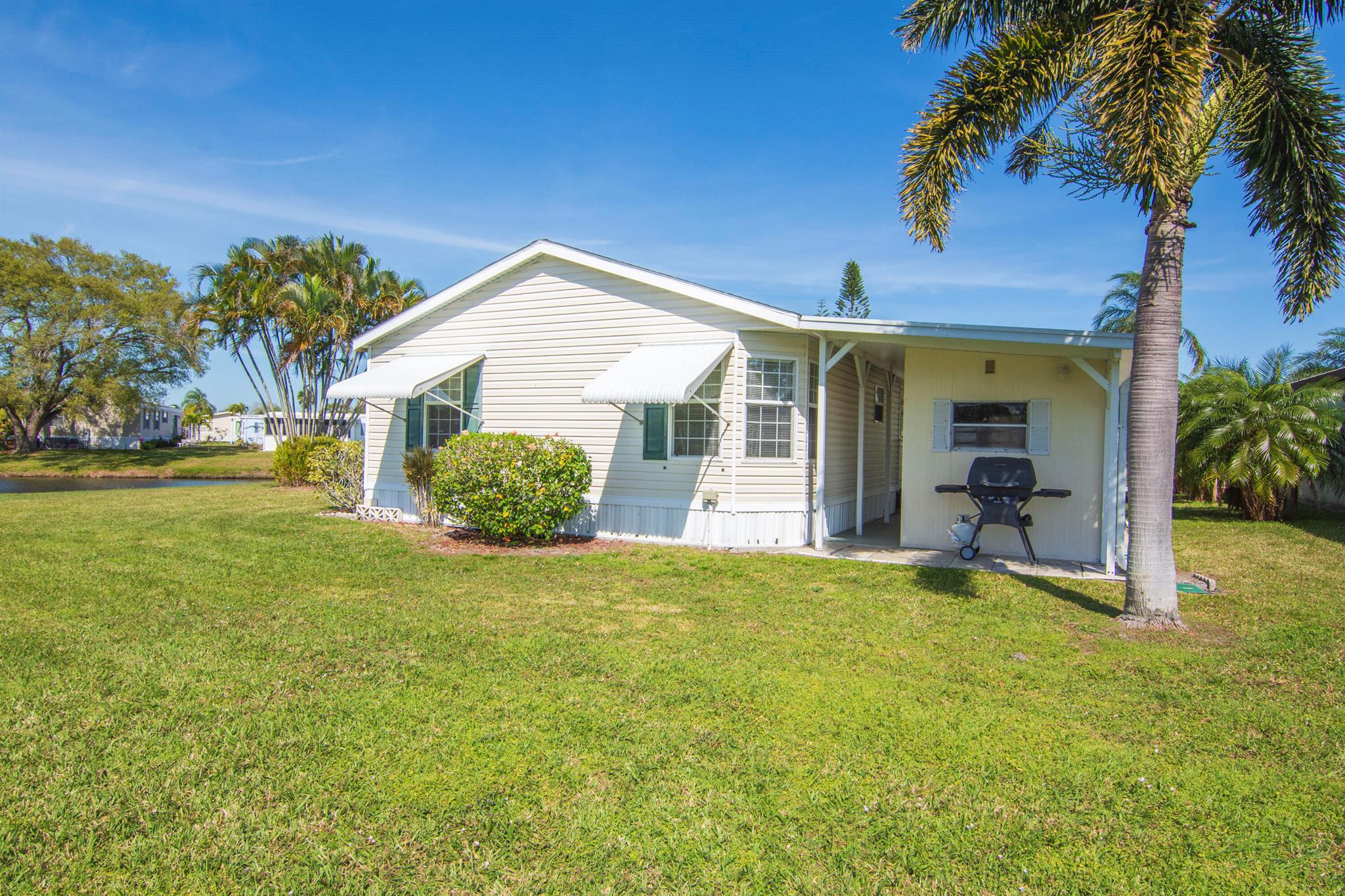 Spanish Lakes Riverfront - Residential